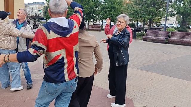 25 сентября. Белая берёза...