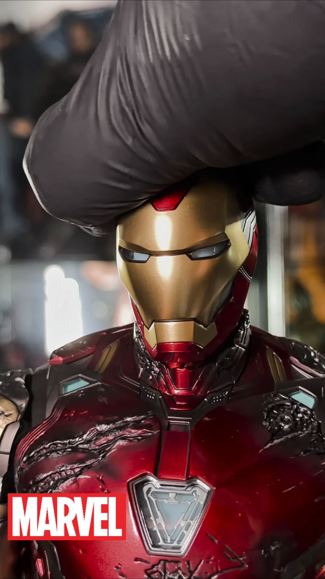 ЖЕЛЕЗНЫЙ ЧЕЛОВЕК HOT TOYS