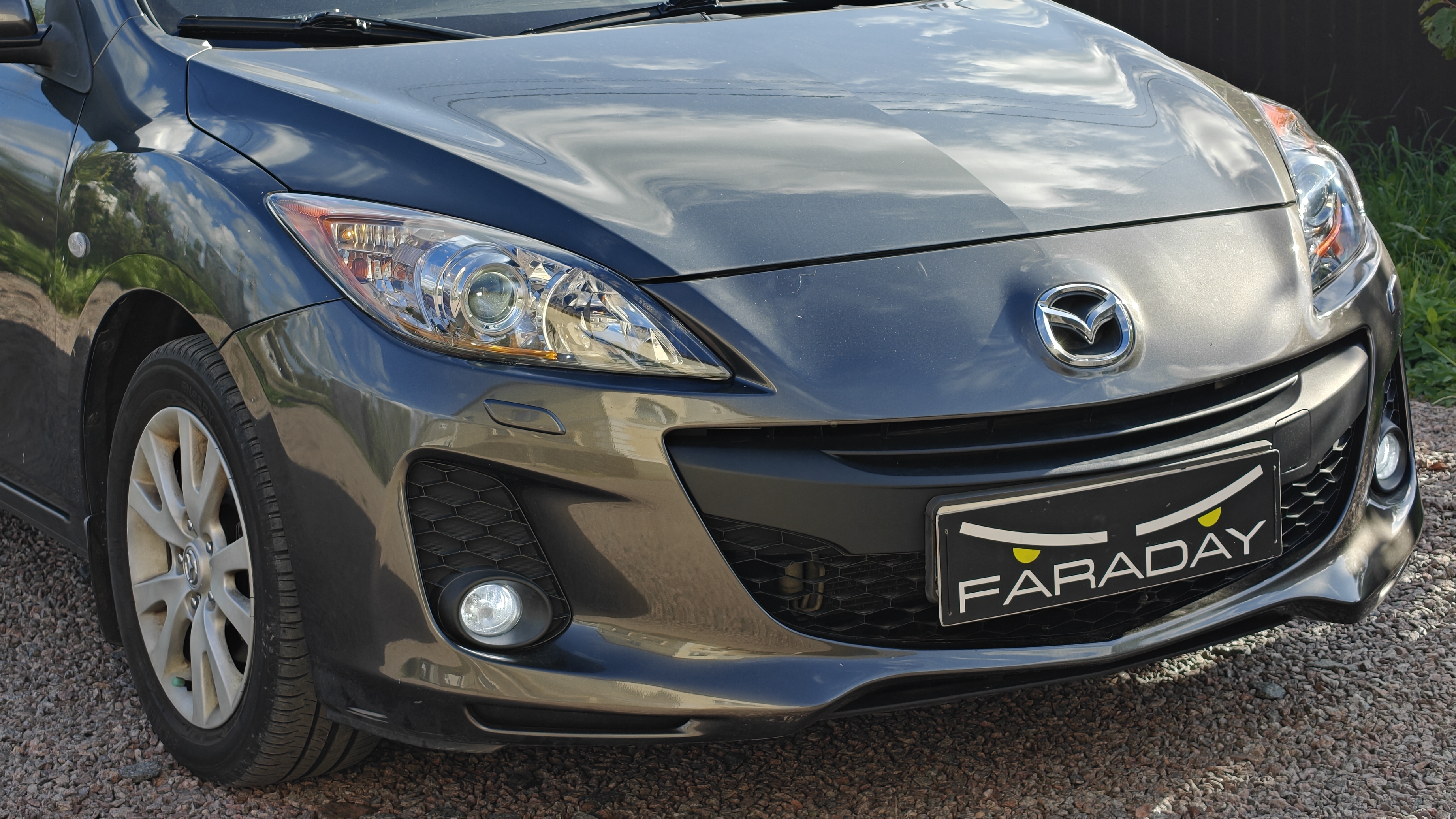 Mazda 3 bl 2013. Установка светодиодных модулей. Замена стекл фар