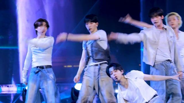 4K 260925 원어스 서호 ONEUS - 눈을 돌리지마 Say yes! 직캠 Dubai K-Fest jjrXdOaRxHQ 1080p