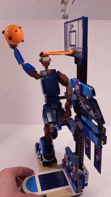 LEGO Nike Slam Dunk (43010) [809 деталей]. Обзор