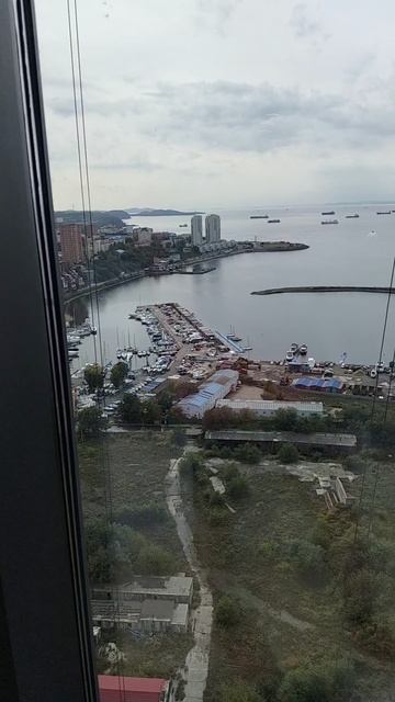 40-ка этажный дом во Владивостоке с видом на море