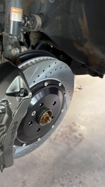 Установка Brembo GT6 на Lexus RX 350 F Sport  диски 380  36 мм  FunTuning