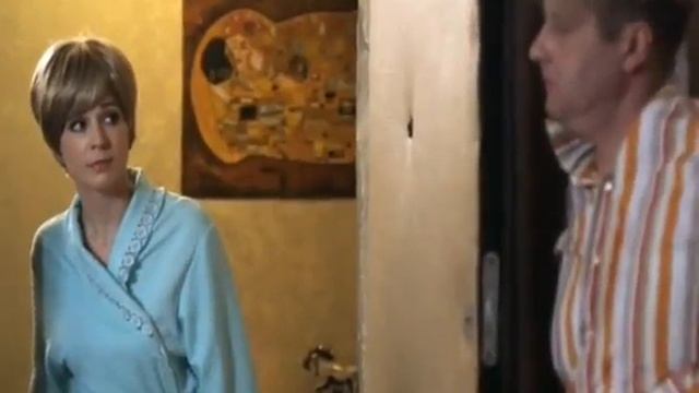 В подъезде🤣🤣🤣