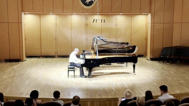 С.Рахманинов Гавот ор.1 исп. Святослав Шуваев