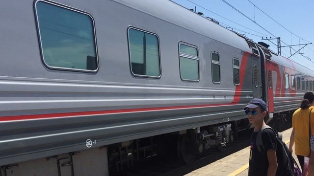 Электровоз 2ЭС4К Лоо