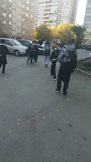 в Екатеринбурге  в школе 138