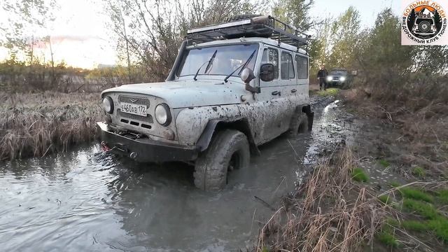 Внедорожные способности УАЗа на военных мостах и 35-х грязевых колёсах Нортек ЕТ 500