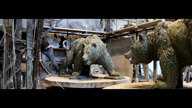 BEARS2 - Видео скульптура медведи