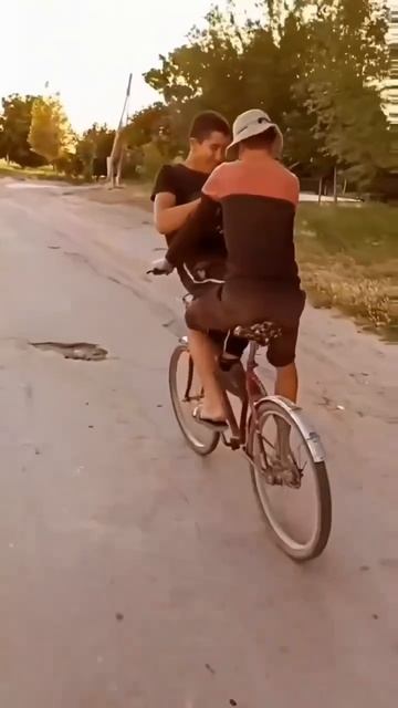 Велосипедисты   
подпишись   