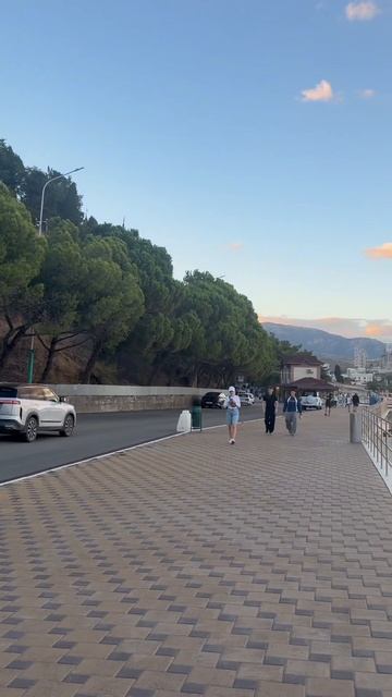 Как ощущается жизнь в сентябре ❤️☀️⛰️🏖️🌊🐬🏄♂️