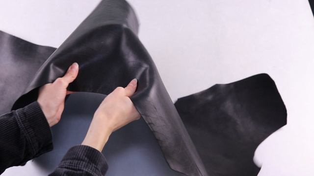 14-16 Кожа Краст в воротках Ковбой черный с восковой отделкой WAX 54 дм² КЛ