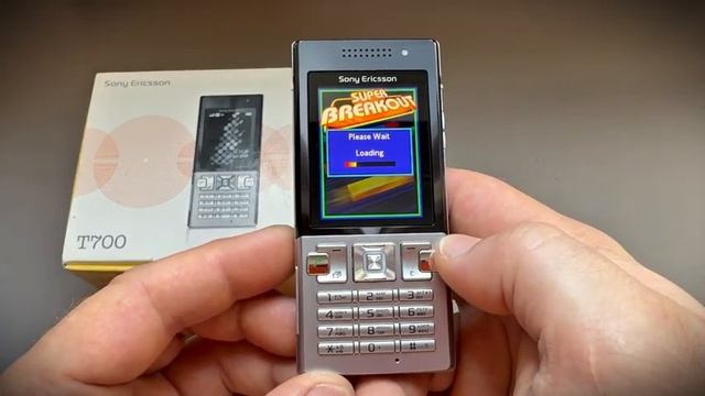 Sony Ericsson T700  When Simplicity Was Beautiful
