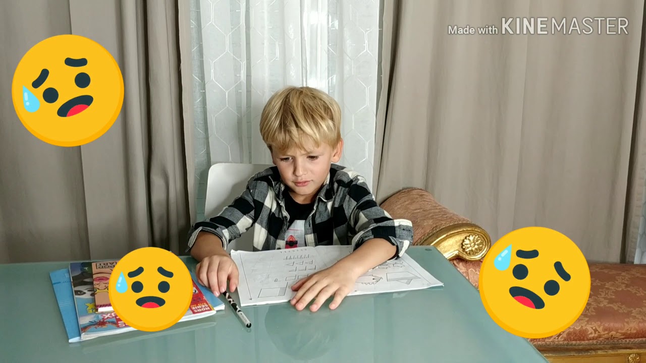 Никас и его пакет подарков. Nikas and his presents Nikas Pictures