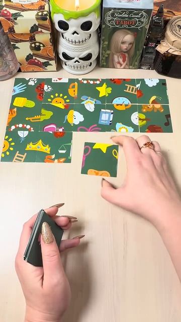 Что вас ждёт до конца месяца? #гадание #раскладтаро #новоегадание #tarotcards #ясновидение (1)