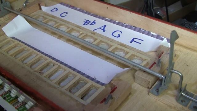 Изменение тональности на советской гармони . Ролик 4  Разметка для голосов в басовой части