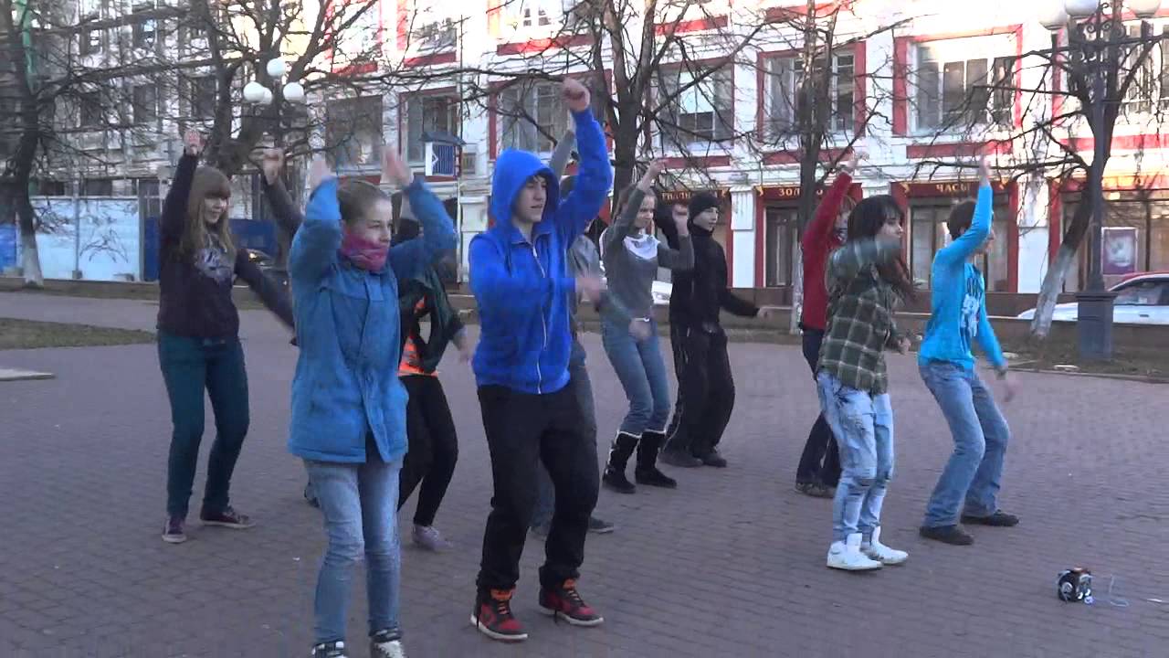 Совсем с ума посходили:  GANGNAM STYLE NiNo 
