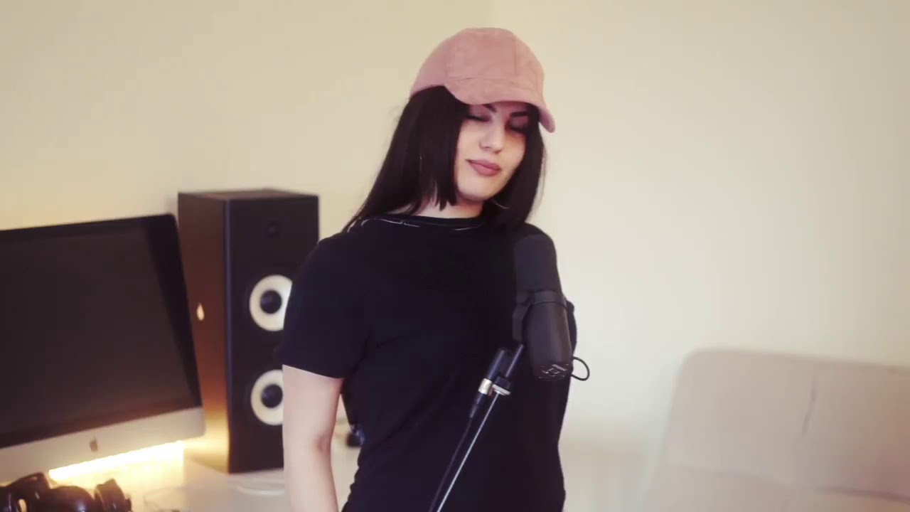 Духтари точик мехона