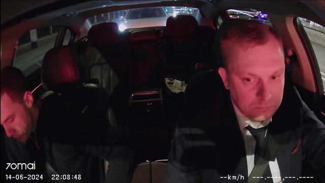 ЧТО МАКАН БЕЗ ПАЛИВА ПОД ГУБУ ЗАСУНУЛ???