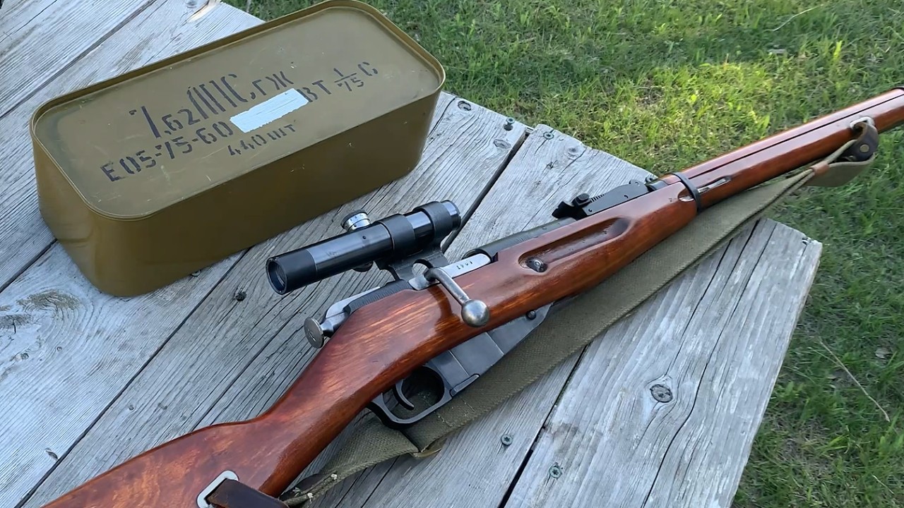 Opening a Russian AMMO CAN from 1975 - 762ЛПСГЖ