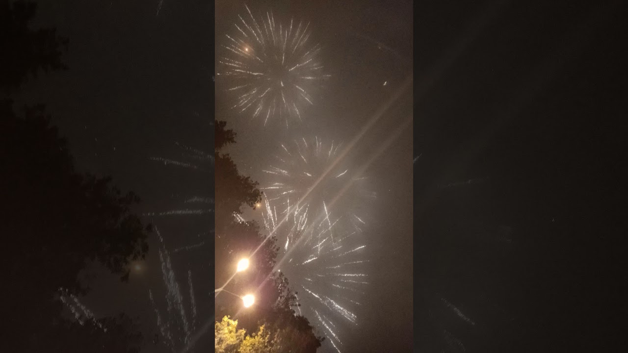Феерверк с мелким