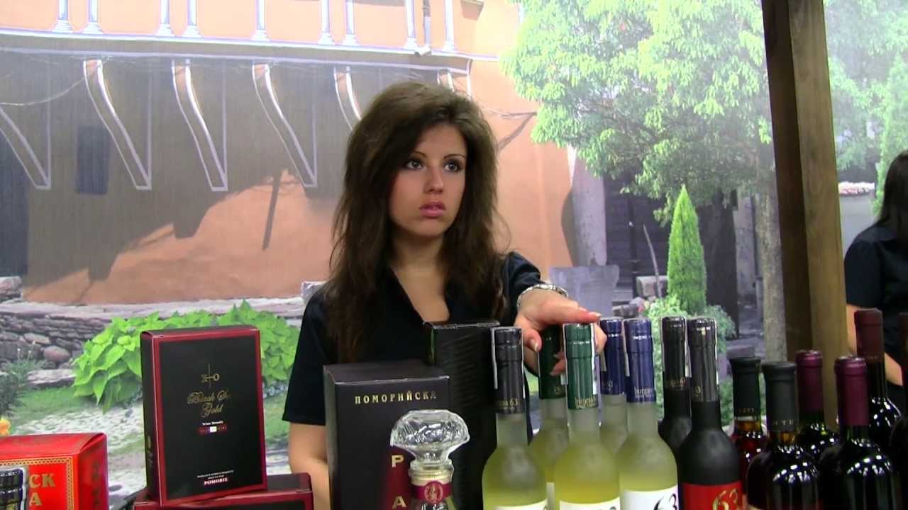 очень красивая девушка из Болгарии