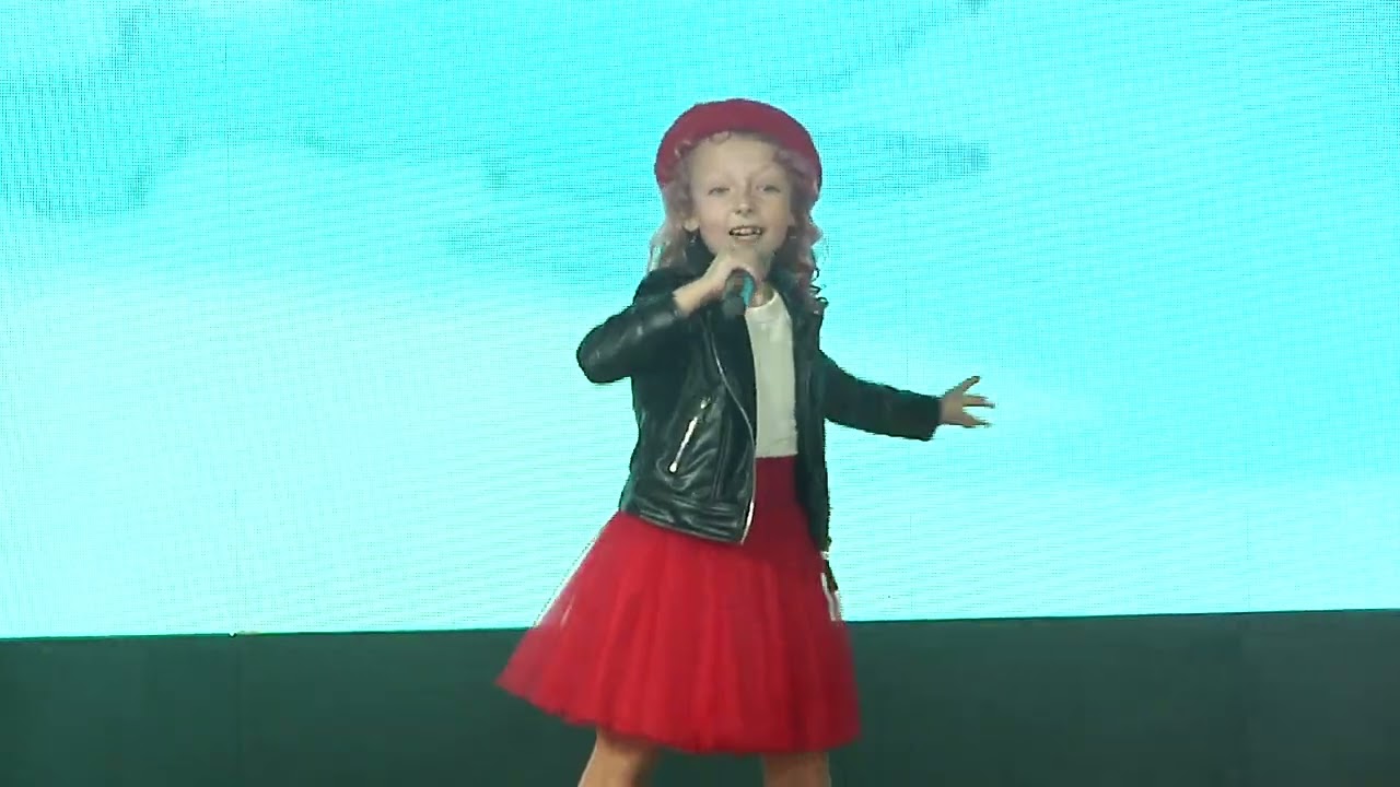 Милана Руднева, 8 лет. 