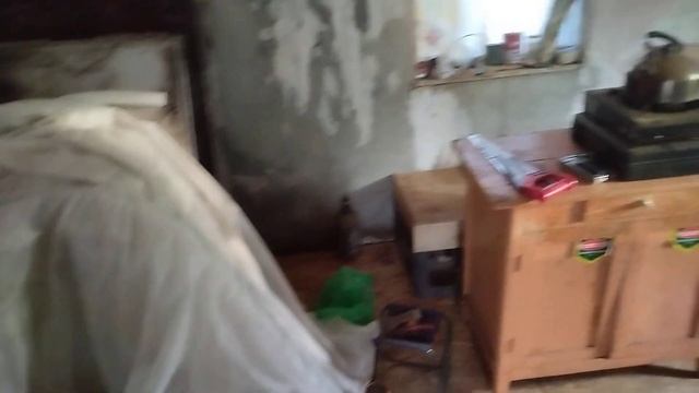 Весна. Восстанавливаю домик после 20-ти лет забытия...