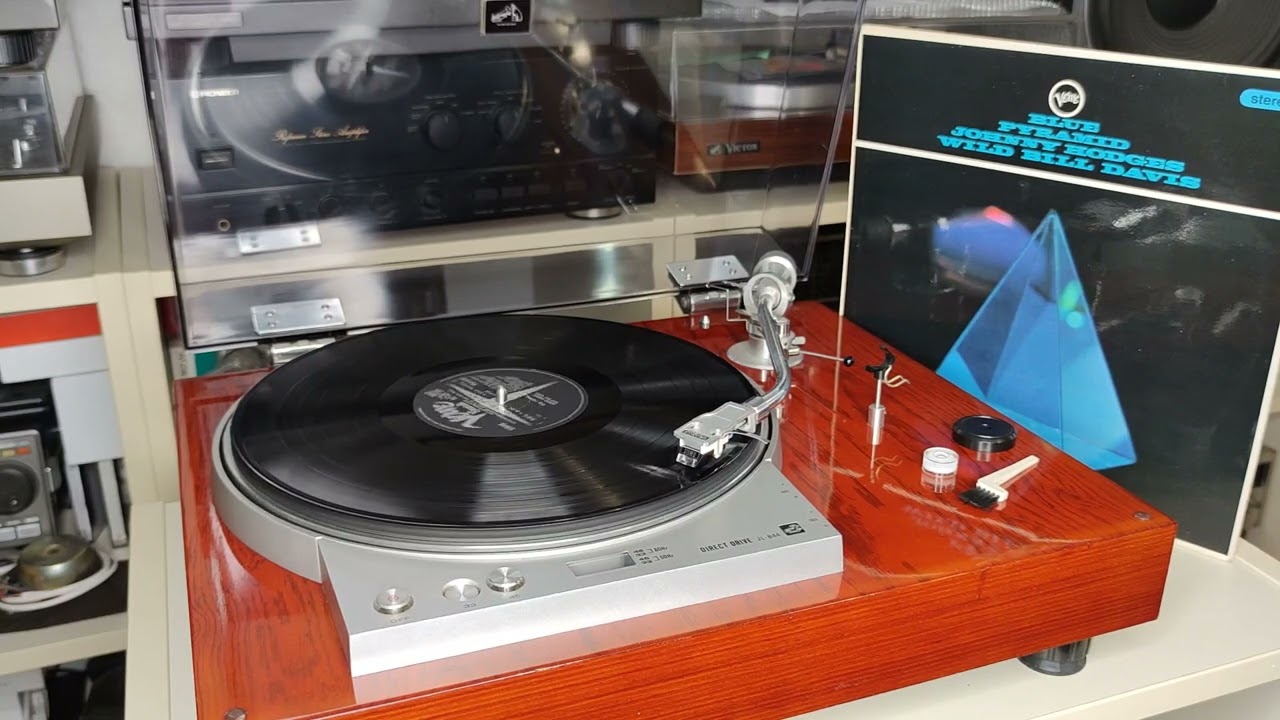 VICTOR JL-B44. Теsт 33 Rpm. Jazz