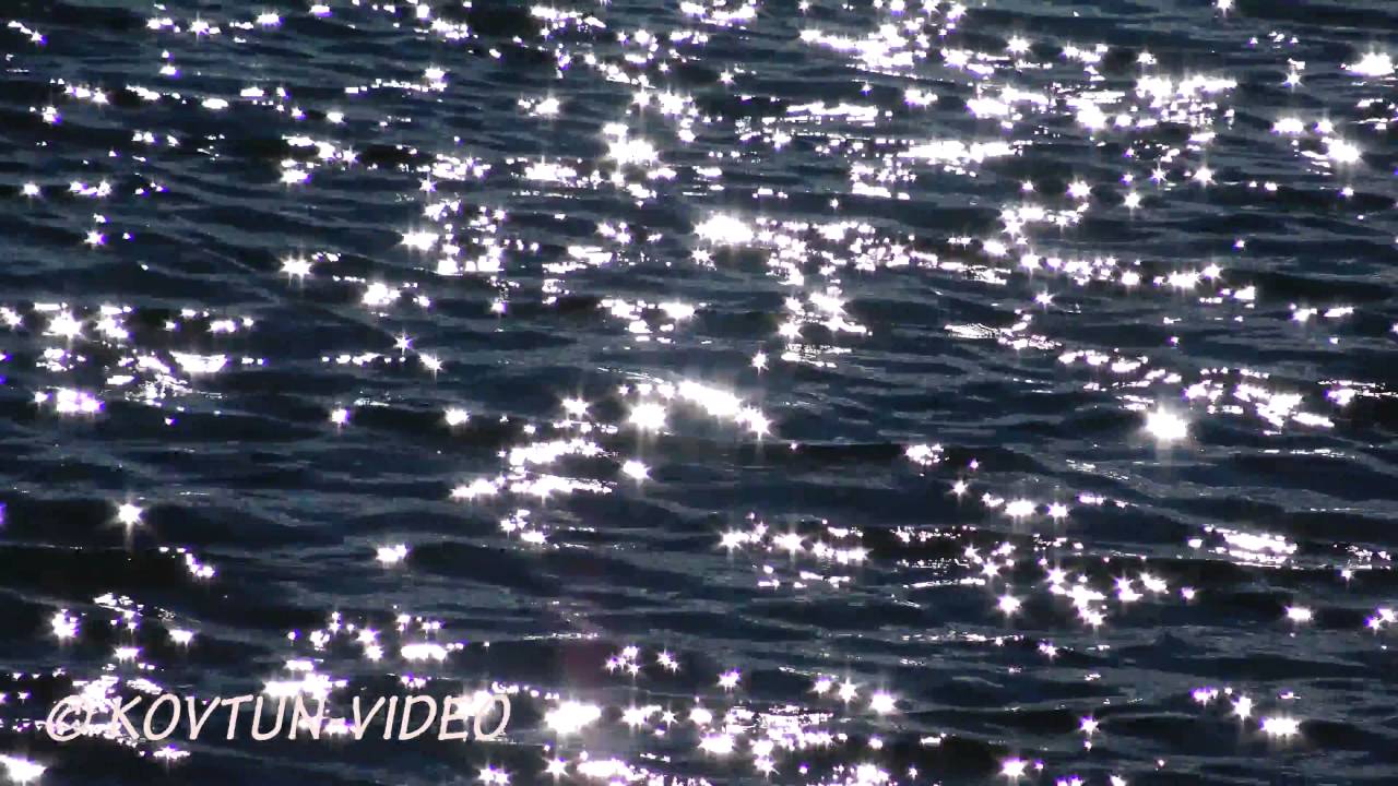 © 4К ФУТАЖ “Блики на воде“ 3