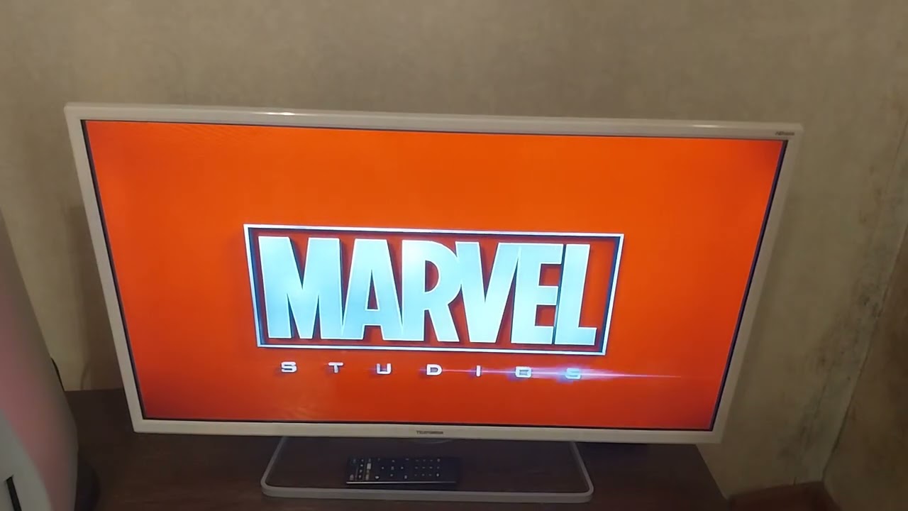 открытие dvd диска мстители эра альтрона 2015