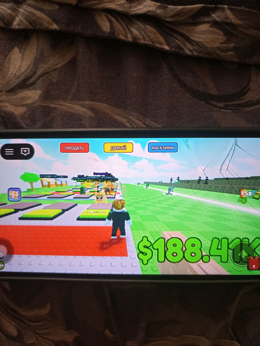 играю в Roblox
