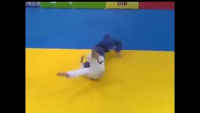Подборка Бросок через грудь. Дзюдо.Ura Nage.Compilation.Judo