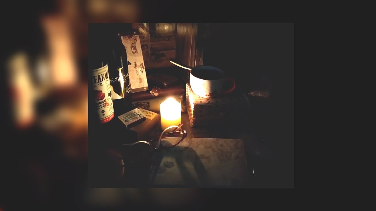 лёгкое видео Горящая свеча