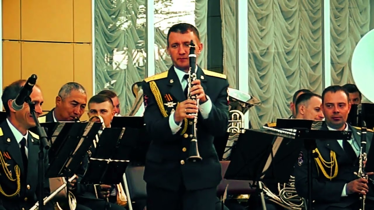 Звук Военного Рожка. из кинофильма Серенада солнечной долины