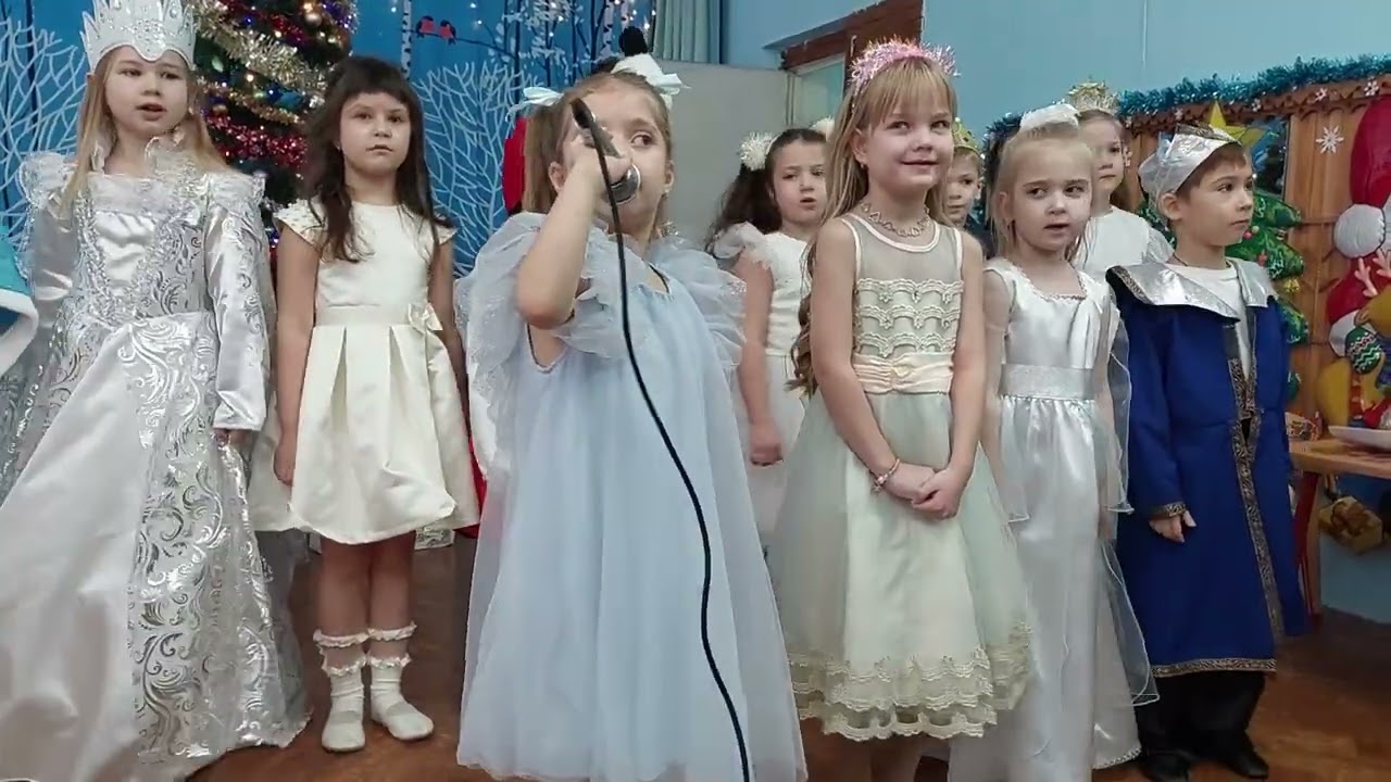 новогодний утренник в детском саду Лужайка 25.12.2024