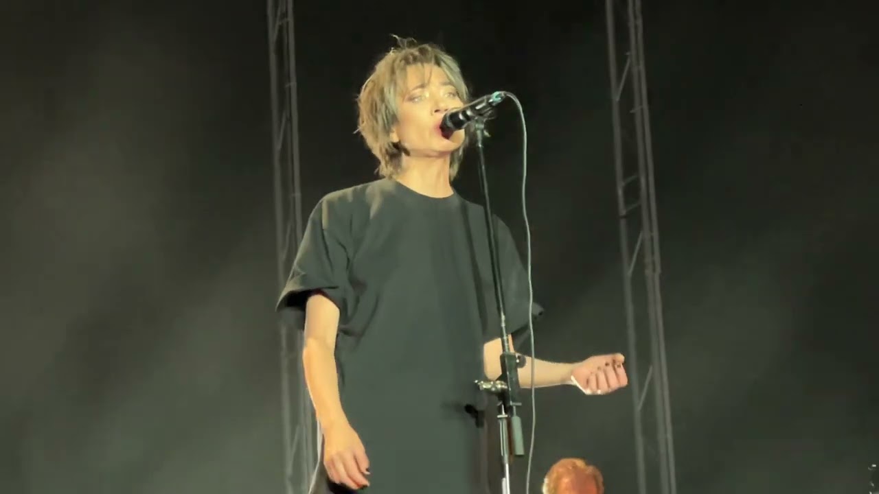 Земфира - НебоМореОблака Yerevan  Stadium Hrazdan  04.07.25