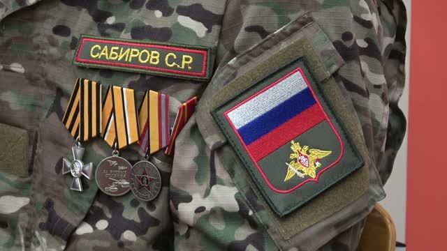 В ЮУрГУ прошла встреча с ветераном СВО - Станиславом Сабировым