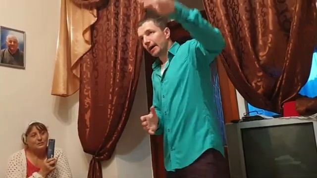 27107ba220a658ad15e378c3a4508424