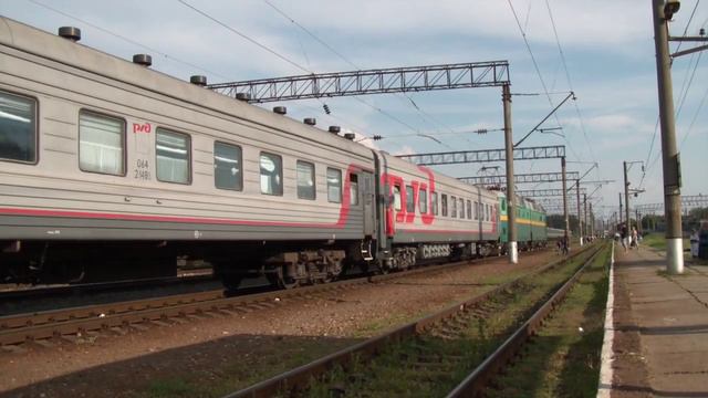 Прибытие ЧС8-054 с поездом №497 Ижевск — Адлер