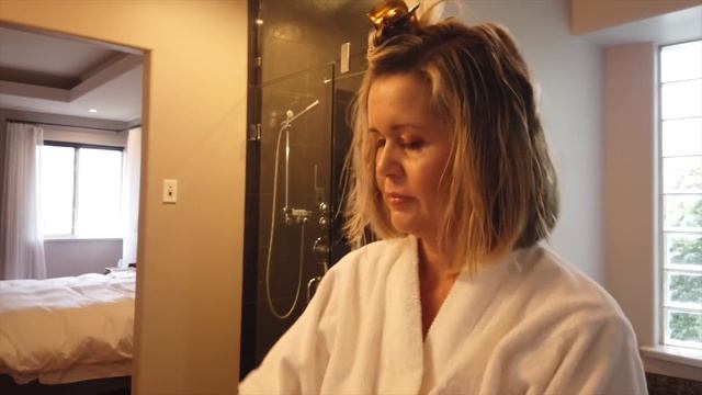 Revlon Pro Collection Salon One Step Dryer & Volumizer - DEMO + REVIEW