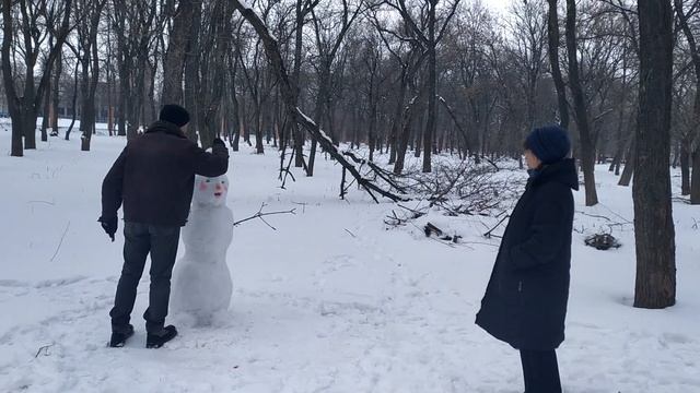 ИДЁМ ЛЕПИТЬ СНЕГОВИКА ДРУЖНОЙ СЕМЬЁЙ / ЛИЧНЫЙ БЛОГ
