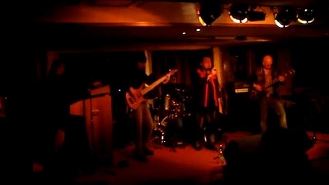 Slamo Revans Ex-Gitarre: EDDA. Drums Donets Stepan.