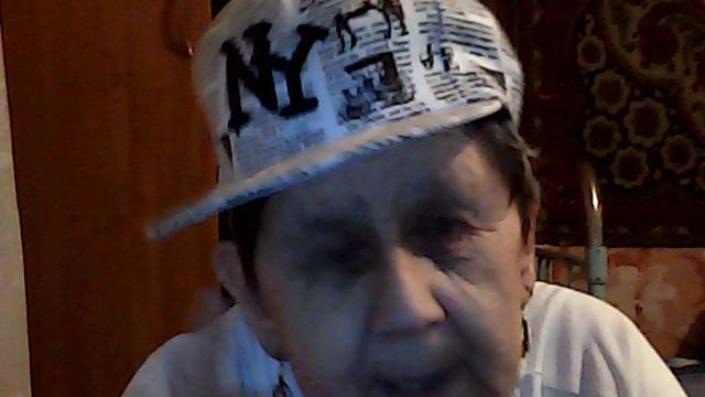 МАМА РАССКАЗЫВАЕТ СКАЗКУ ПРО СМЕЛОГО ОЛЕНЕНКА!!