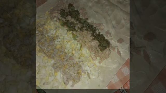 Рулет с печенью трески