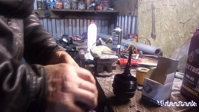 замена масла и масляного фильтра на Шкода фабия 1.2 .