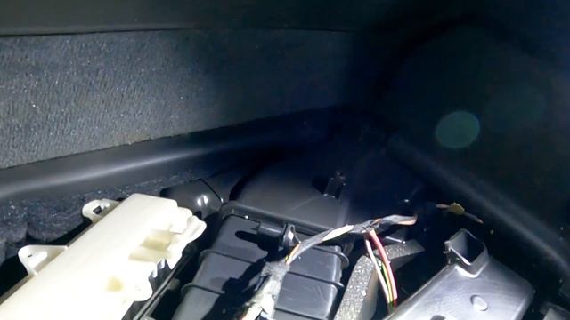 Замена фильтров Toyota и Renault