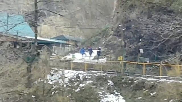 Зимой в Гуамском ущелье и отеле с термальными источниками.