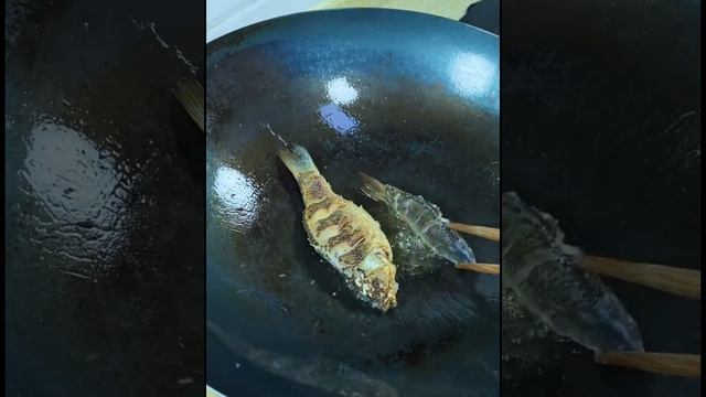 Chinese Food Preparation:Crucian Fish Soup