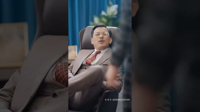 植物人總裁昏迷5年蘇醒，在家“家庭主夫”呆萌可愛，把女孩當成女王來伺候，在外“霸道護妻”霸氣十足，把女孩當成小嬌妻保護！
